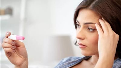 أسباب تأخر الإنجاب عند المرأة.. أبرزها تكيس المبايض 