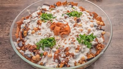 طريقة عمل فتة الباذنجان في مطبخك