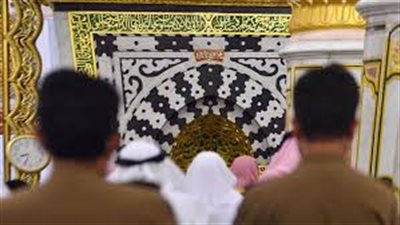 السعودية تحظر بث صلوات التراويح بالمساجد عبر وسائل الإعلام
