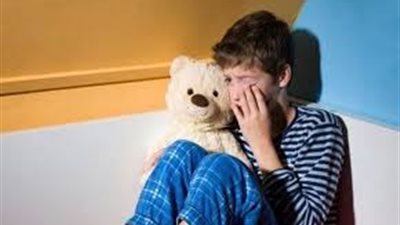 ابني يصور أعضائه التناسلية.. ماذا أفعل معه؟