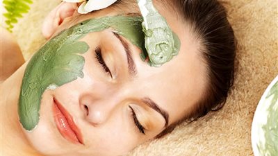 فوائد شاي الماتشا السحرية لنضارة وإشراق البشرة وطريقة إستخدامه