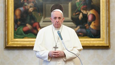 الكنيسة الكاثوليكية بمصر تنفي شائعات وفاة البابا فرنسيس