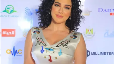 سلاف فواخرجي تكشف لأول مرة أسرار عن والديها وهويتها السورية 