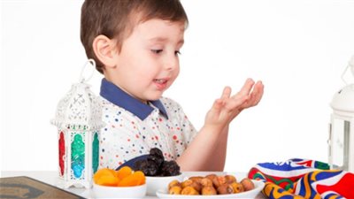 لو ابنك سنة أولى صيام؟.. اتبعي النصائح علشان صيامه يكون سهل وصحي