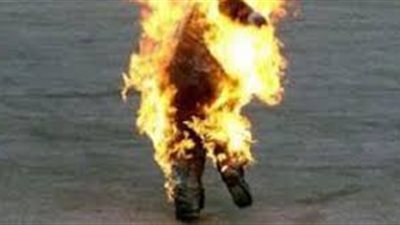 في ظروف غامضة.. مواطن يشعل النار في نفسه أمام مسجد بالشيخ زايد 