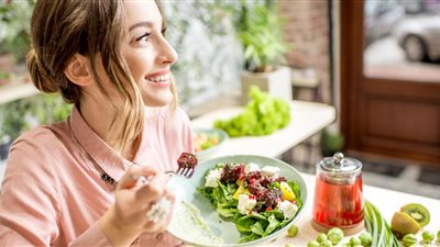 للمراهقين.. أفضل النصائح للتغذية السليمة خلال شهر رمضان