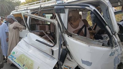 إصابة 22 شخصًا في حادث سير مروع بأسوان