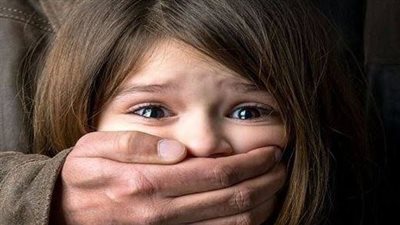 واقعة طفلة المسجد في نهار رمضان تشعل غضب المصريين 