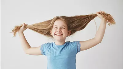 أستاذ بالقومي للبحوث يكشف فوائد الصيام وكيفية الحفاظ على الشعر في رمضان