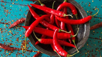 تفسير رؤية  الفلفل الأحمر في المنام وعلاقته بإنتهاء الأحزان والهموم