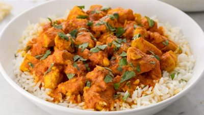 طريقة عمل الدجاج بالكاري مع الأرز البسمتي على سفرة رمضان 2025
