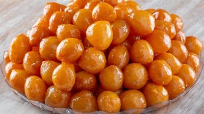 حلويات رمضان 2025.. طريقة عمل لقمة القاضي مثل المحلات 