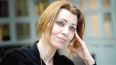 ألف شفق | روائية تركية ترجمت أعمالها إلى أكثر من 30 لغة