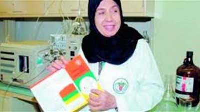 سميرة إسلام | أول سعودية نالت درجة الدكتوراه عام 1970