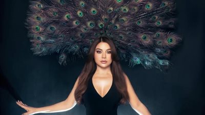  بإطلالة جذابة.. هيفاء وهبي تحتفل بعيد الفصح بإطلالة الطاووس