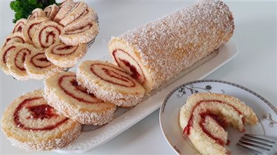 طريقة عمل سويسرول مربى المشمش بخطوات سهلة ومذاق رائع