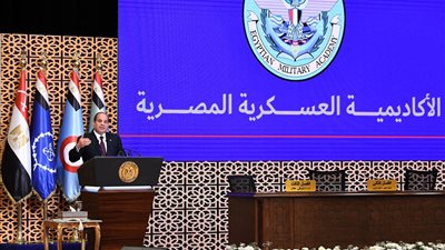 بحضور الرئيس.. حفل تخرج الدورة الثانية لتأهيل أئمة «الأوقاف» من الأكاديمية العسكرية