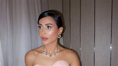 بفستان أميرات ديزني.. مهيرة عبد العزيز تتألق مع جائزة «ملكة الشاشة» 