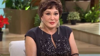 تكريم لبلبة في مهرجان أسوان لأفلام المرأة بعد احتفالها بالفسيخ في شم النسيم