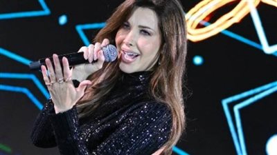 نانسي عجرم تتألق في القاهرة بتوقيع إيلي صعب (صور)