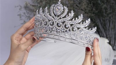 تفسير رؤية التاج في المنام  وإرتباطه بالخير الكثير والزرق الوفير 