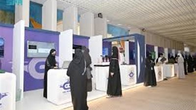 طالبات الجامعات السعودية يقدمن ابتكاراتهن في «روبوكون 2025»
