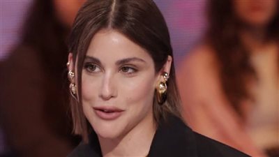 نور عريضة تتحدى الجمهور على الهواء بسبب المكياج 