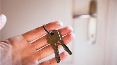 حلمت بشخص يعطيني مفتاح في المنام ..  «ما تفسير ذلك؟»