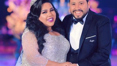 رسالة غامضة وإلغاء متابعة من شيماء سيف تشعل الجدل بشأن انفصالها عن زوجها 