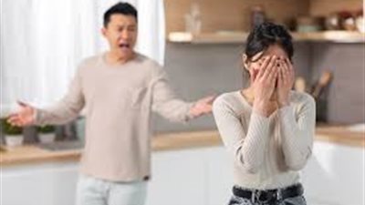 هل أستمر مع زوجي رغم الإهانة من أجل أطفالي؟