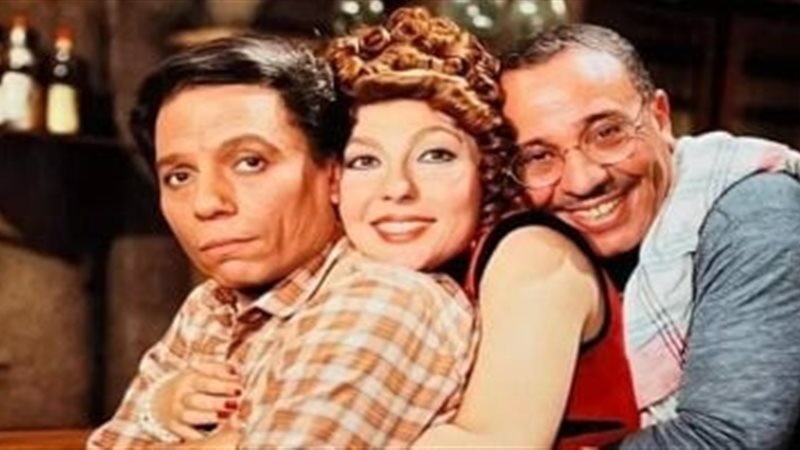 نادية الجندي تهنئ