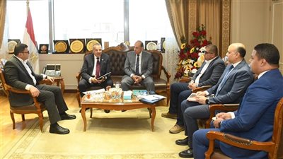 وزير الاسكان ومحافظ جنوب سيناء يتابعان المشروعات المشتركة بالمحافظة