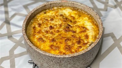 صحي ولذيذ.. طريقة عمل  طاجن الفريك بالبشاميل في  مطبخك