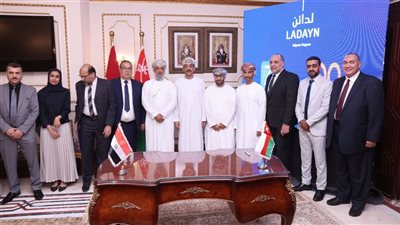 سفير عمان بالقاهرة يرعى توقيع اتفاقية استثمار بين شركتين عُمانية ومصرية