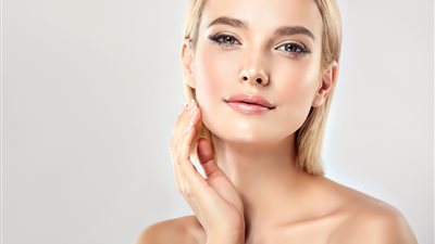 لإشراقة طبيعية.. روتين مثالي للعناية بالبشرة استعدادًا للعيد