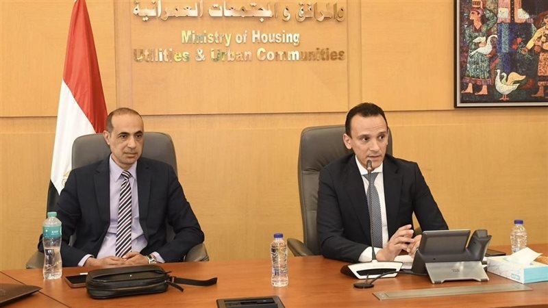 وزير الإسكان