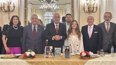 السفير التركي صالح موطلو شن بندوة عن التاريخ والحضارة بنادى السيارات المصري 