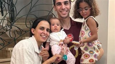 علي فرج وزوجته نور الطيب يعتزلان الاسكواش بعد ولادة طفلهما الثاني 