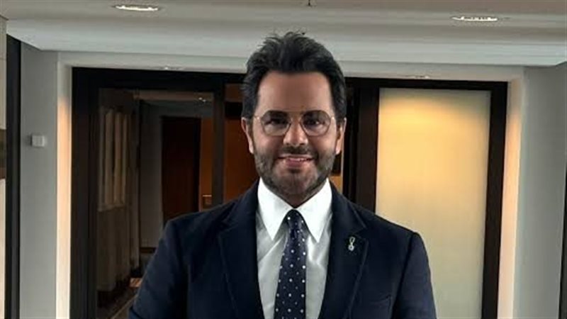 الإعلامي اللبناني
