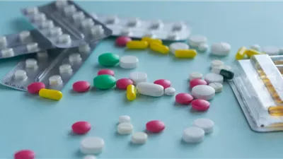 تعرفي إيه عن مثبطات COX-2 الانتقائية ؟​.. هيئة الدواء توضح