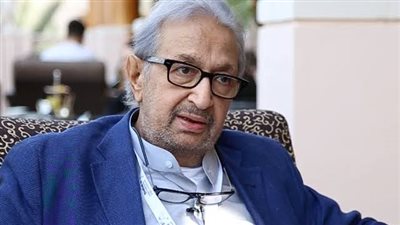 انهيار منزل نور الشريف يفتح جراح سكان المباني المتهالكة بالقاهرة القديمة 