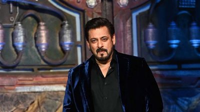 سلمان خان يكشف عن إصابته ب 3 أمراض خطيرة..أبرزها التهاب العصب الثلاثي