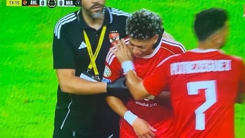 إمام عاشور لاعب الأهلي