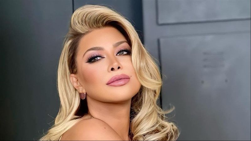 الفنانة نوال الزغبي