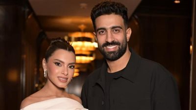 كارمن سليمان تحتفل بعيد ميلاد زوجها على مسرح موازين..ومصطفى يرد: «ربنا يخليكي لقلبي»