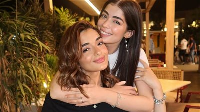 بصحبة شقيقتها.. ملك زاهر تحتفل بعيد ميلادها وتوجه رسالة مؤثرة لنفسها 