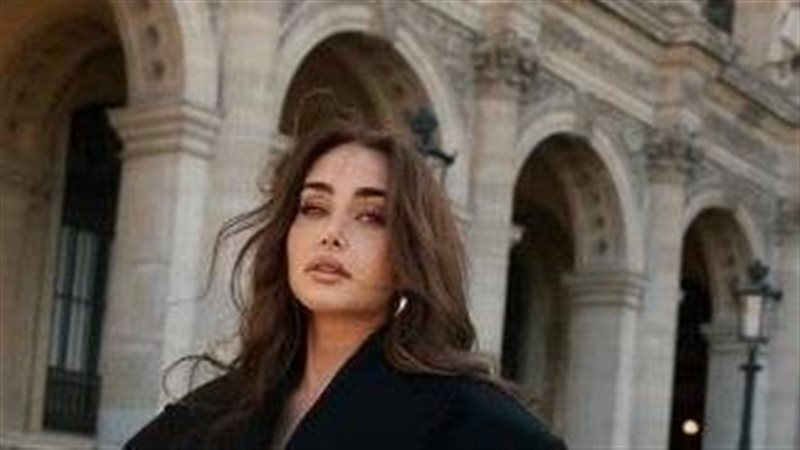 النجمة هنا الزاهد