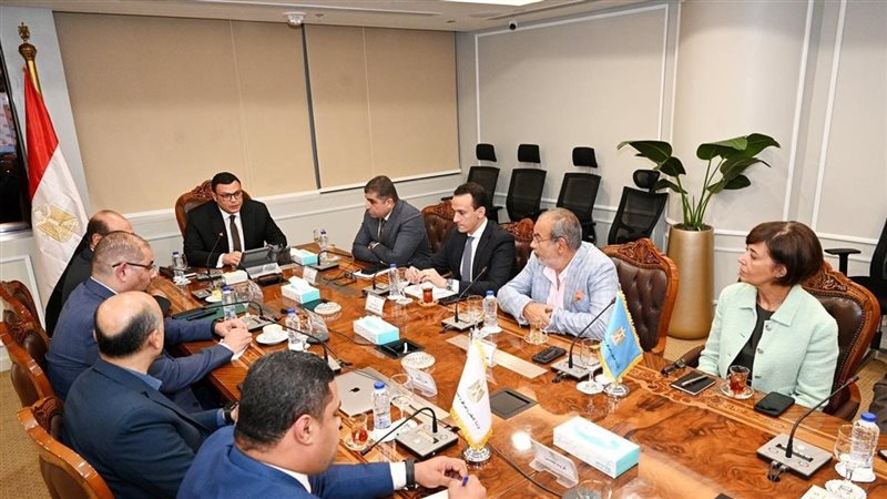 وزير الإسكان