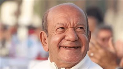 نقل إلى المستشفى في حالة طارئة.. تفاصيل الحالة الصحية للفنان لطفي لبيب