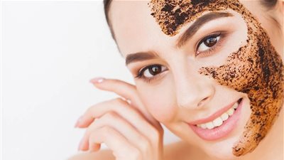 للجنس الناعم.. 4 فوائد للقهوة لمعالجة الرؤوس السوداء